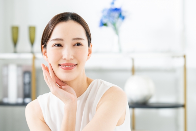 ハイチオールCとトランシーノの違いは？効果や選び方を薬剤師が解説
