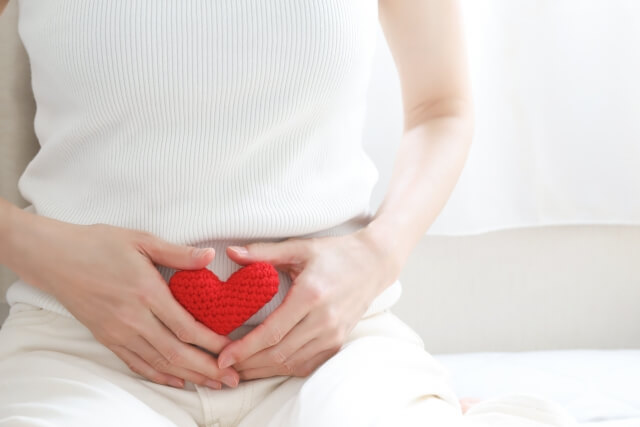 ロコイドは陰部に使ってもいい？使用可否と注意点を薬剤師が解説｜正しい塗り方と副作用も