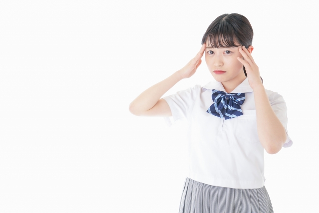 中学生に使える市販の風邪薬12選！よく効く薬の選び方と注意点｜症状別おすすめと受診目安も【薬剤師解説】