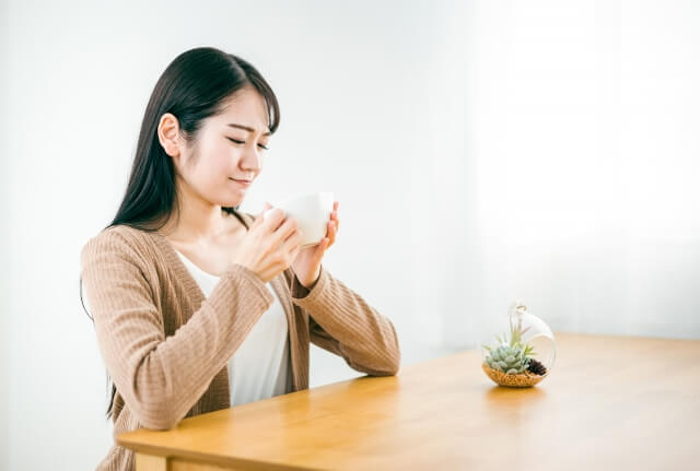 味覚障害に効く市販薬はある？原因別の対処法｜病院に行く前に味覚障害で試せる市販薬と注意を解説【薬剤師執筆】