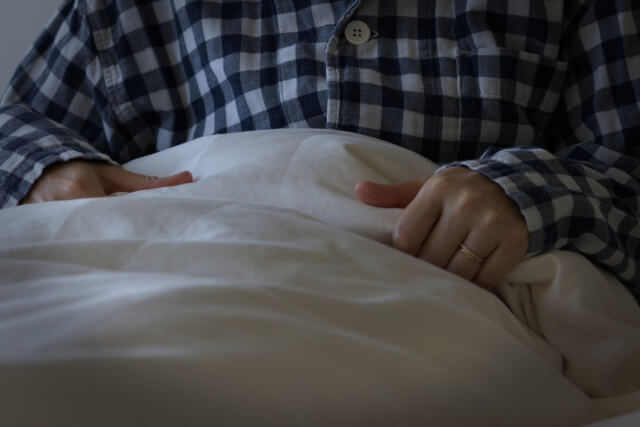 夜中に叫ぶのは病気？大人に多い睡眠障害とは｜考えられる原因と対処法【薬剤師解説】