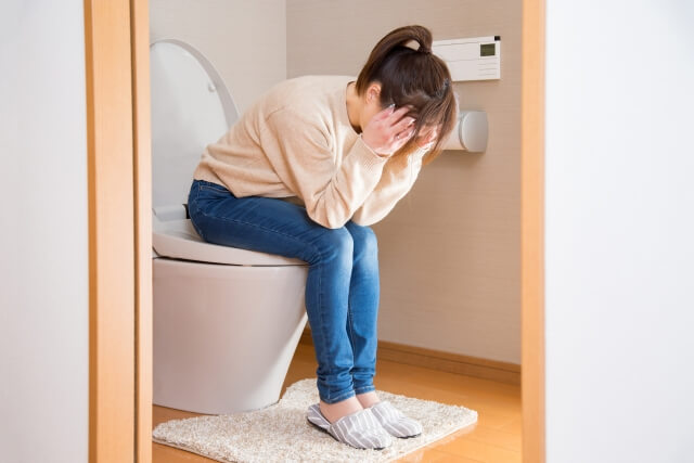 宿便におすすめの市販薬12選！｜スッキリ出ない原因と選び方【薬剤師執筆】