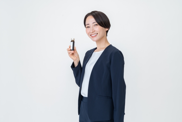 美容・疲労・貧血にも！女性向け栄養ドリンクのおすすめ9選を紹介！【薬剤師解説】