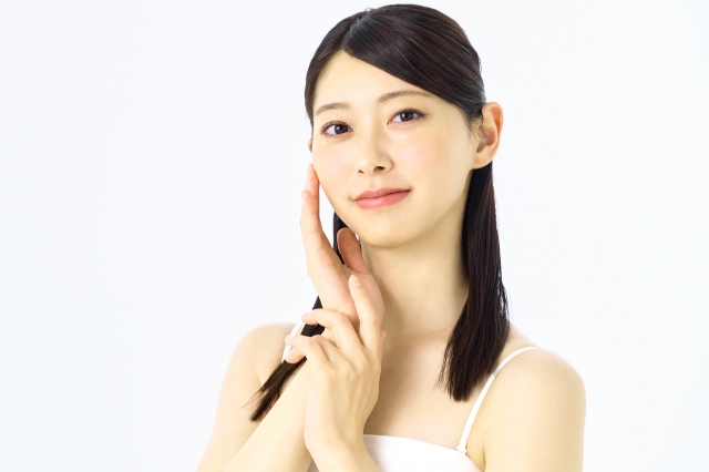 ドラックストアで買える肌が白くなるサプリメント9選！｜原因や症状に合わせた選び方や注意点も【薬剤師解説】