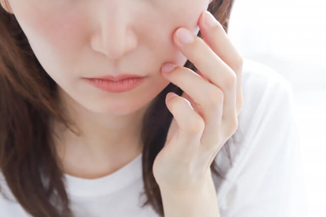顔の皮膚トラブル市販薬の選び方