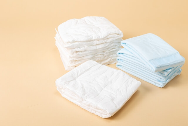 高齢者のおむつかぶれに使える市販薬12選！｜高齢者の対処法や受診目安も【薬剤師解説】