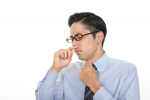 鼻の奥がヒリヒリ・喉に違和感…それ「上咽頭炎」かも？市販薬おすすめ12選を紹介！｜原因別に効く市販薬とケア方法【薬剤師執筆】