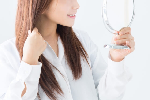 ドラッグストアで買えるヘアカラー長持ちシャンプー9選を紹介！|正しい選び方や注意点も解説