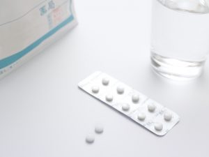 【抗不安薬】ワイパックスの副作用や依存症・耐性などのリスクについて解説