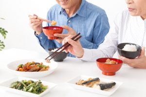 【食事療法が大切】脂質異常症（高脂血症）での食事のポイント・メニューをご紹介