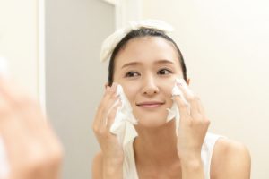 【薬剤師が解説】乾燥肌におすすめの薬用洗顔9選を紹介！乾燥肌に効果的な処置も紹介