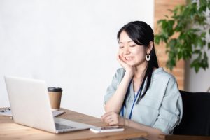 【医師が解説】顎が痛いのはなぜ？原因や病名、対処法などを紹介