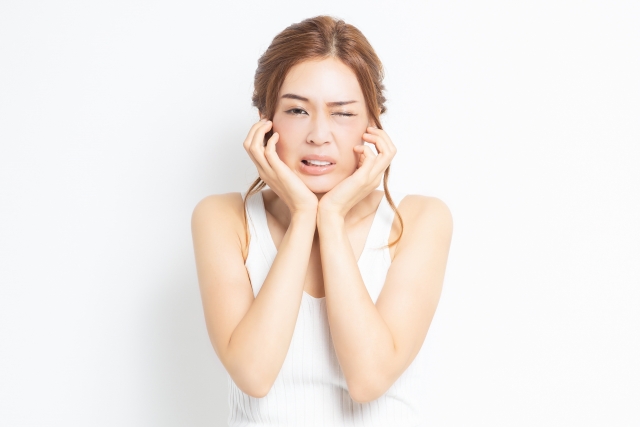 【歯痛がつらい方】はロキソプロフェン