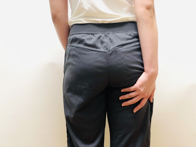 医師執筆】そのしびれは「坐骨神経痛」？症状とチェック項目を