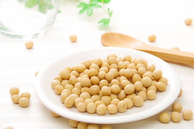 女性ホルモンを増やしたい時におすすめの食べ物・飲み物