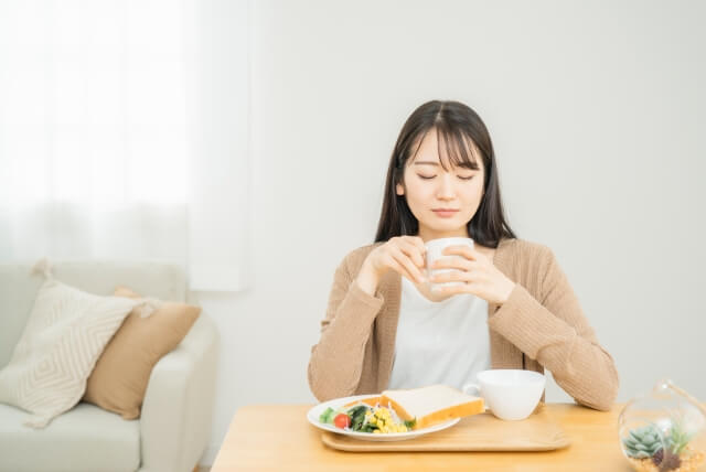 薬剤師が解説 生理中の眠気におすすめの市販薬はある おすすめ5選を紹介 Eparkくすりの窓口コラム ヘルスケア情報