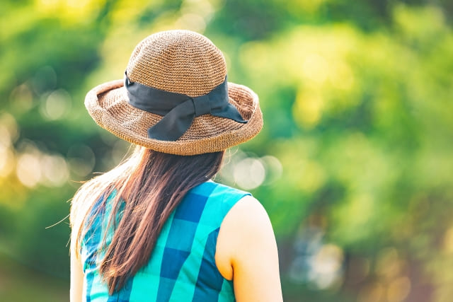 【医師が解説】熱中症の症状はどんなものがある？予防におすすめのドリンクも紹介