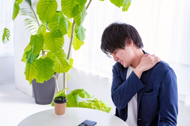 寝違えた首の痛みに効く市販薬によく含まれている成分