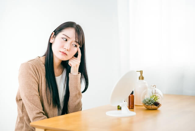 ものもらいに効く市販薬おすすめ6選を紹介！｜選び方や注意点も【薬剤師解説】
