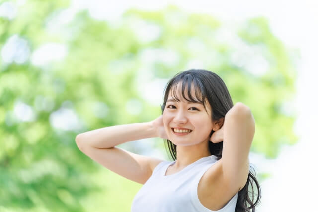 ドラッグストアで買えるおすすめヘアオイル21選を紹介！｜選び方や使い方・注意点も【美容師解説】