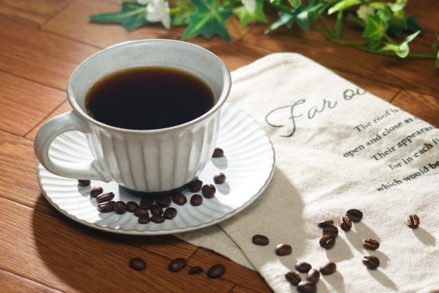 授乳中のカフェインは一切禁止なの?
