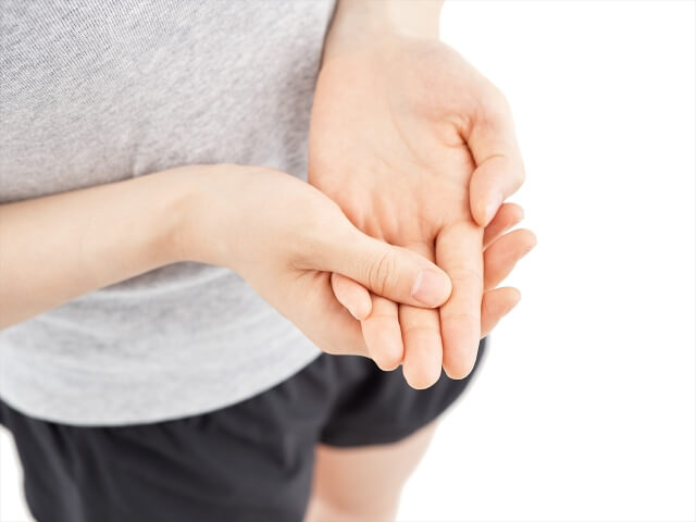 【薬剤師が解説】突き指（内出血）におすすめの市販薬はどれ？9選を紹介