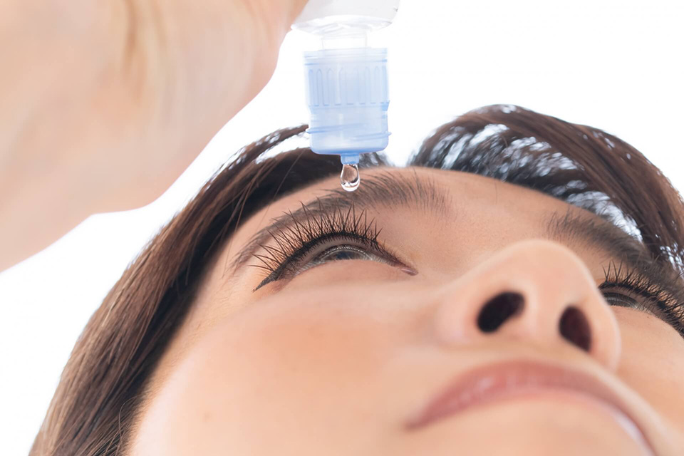 【薬剤師が解説】ものもらい(めばちこ)におすすめの目薬 9選+飲み薬3選を紹介
