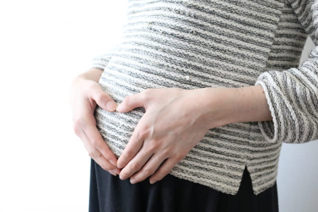 【医師が解説】妊婦さんはインフルエンザに注意！体や赤ちゃんへの影響、予防法も紹介