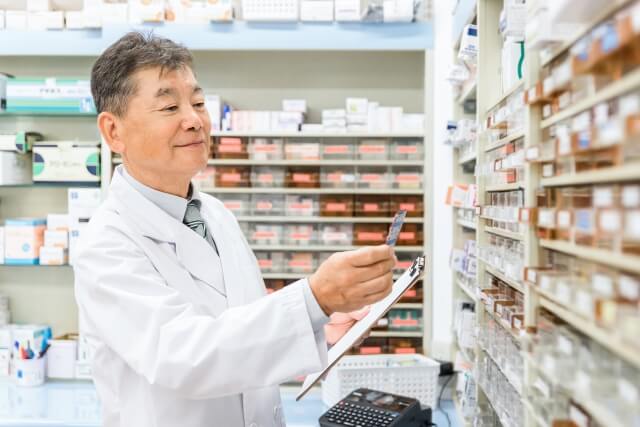 薬剤の初期在庫費用