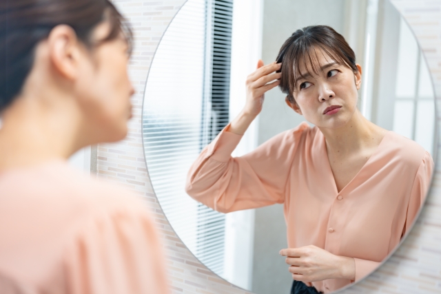 【症状別】頭皮かさぶたを早く治す・改善する市販薬の選び方