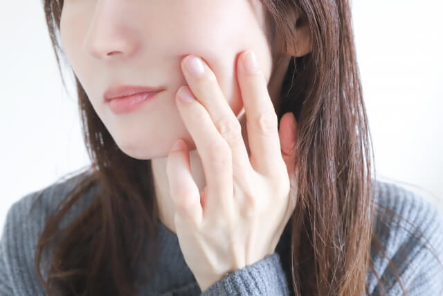 テラコートリル軟膏はニキビに効くの？ ニキビにおすすめの市販薬6選をご紹介！【医師執筆】