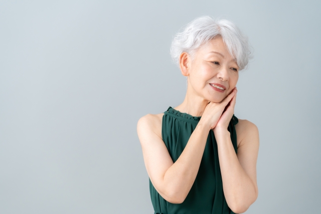 ドラッグストアで買える60代向け基礎化粧品おすすめ9選！プチプラ・安いものも紹介｜正しい選び方も【薬剤師解説】