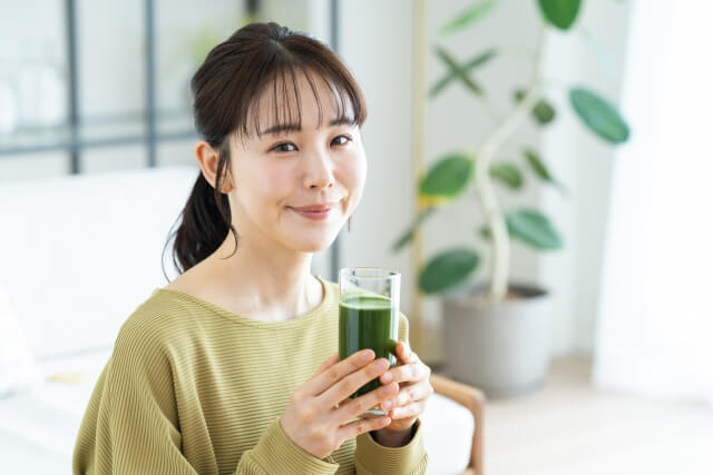青汁はドラッグストアで買える?｜飲みやすいものはある？【薬剤師解説】